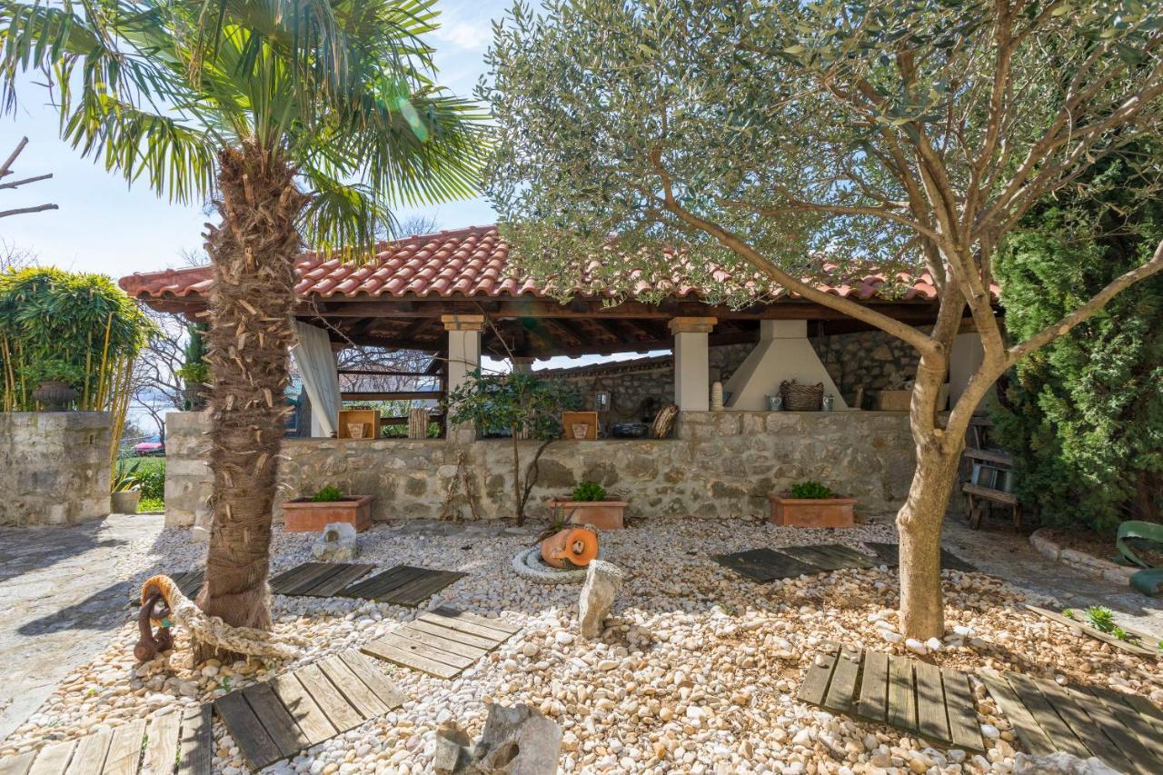 Apartments Adriatic Crikvenica Exterior photo